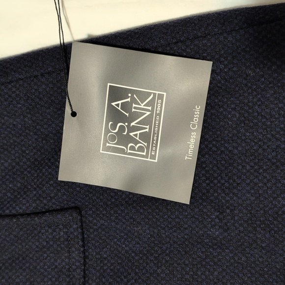 Jos. A. Bank Men's navy blue Peacoat. Medium size. - Picture 7 of 12